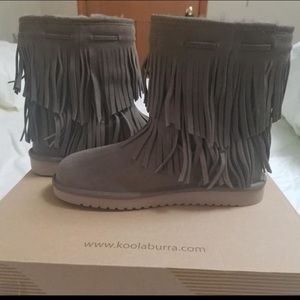 Kookaburra boots by UGG